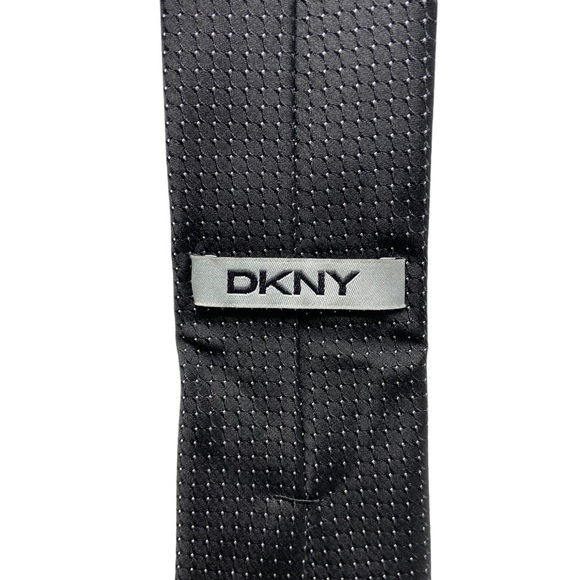 DKNY Black with White Polka Dots Men’s Necktie - Picture 3 of 4